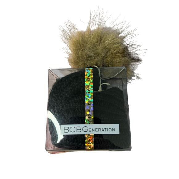 BCBGeneration Chunky Knit Pom Pom Winter Beanie Hat in Gift Box Black - Picture 1 of 3